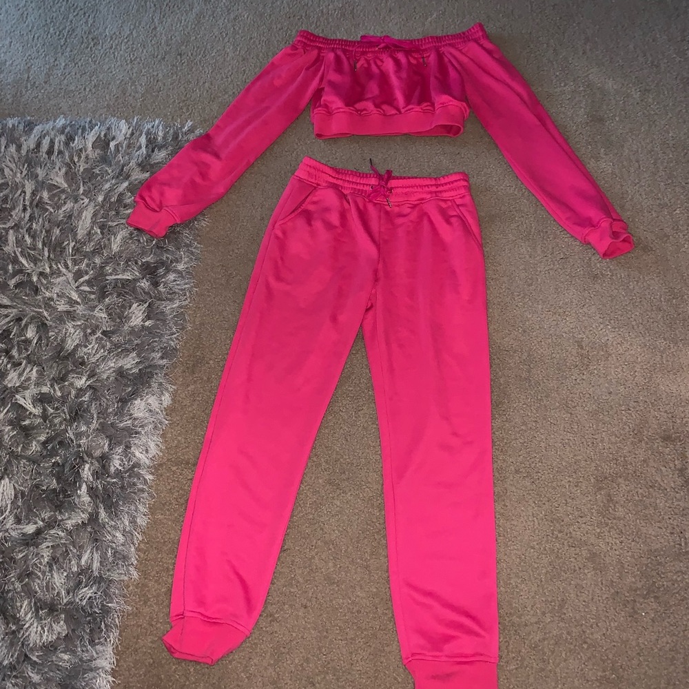 Fashion Nova Crop Sweatsuit